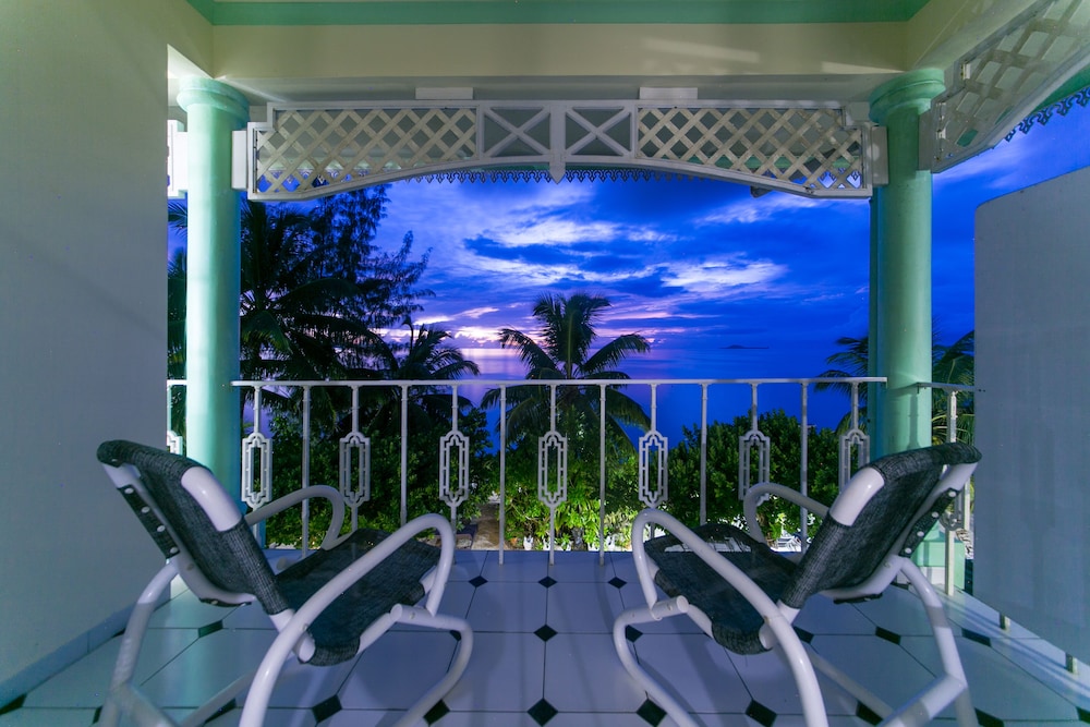 

Firenze - Grand Anse, Isola di Praslin - Palm Beach Hotel
