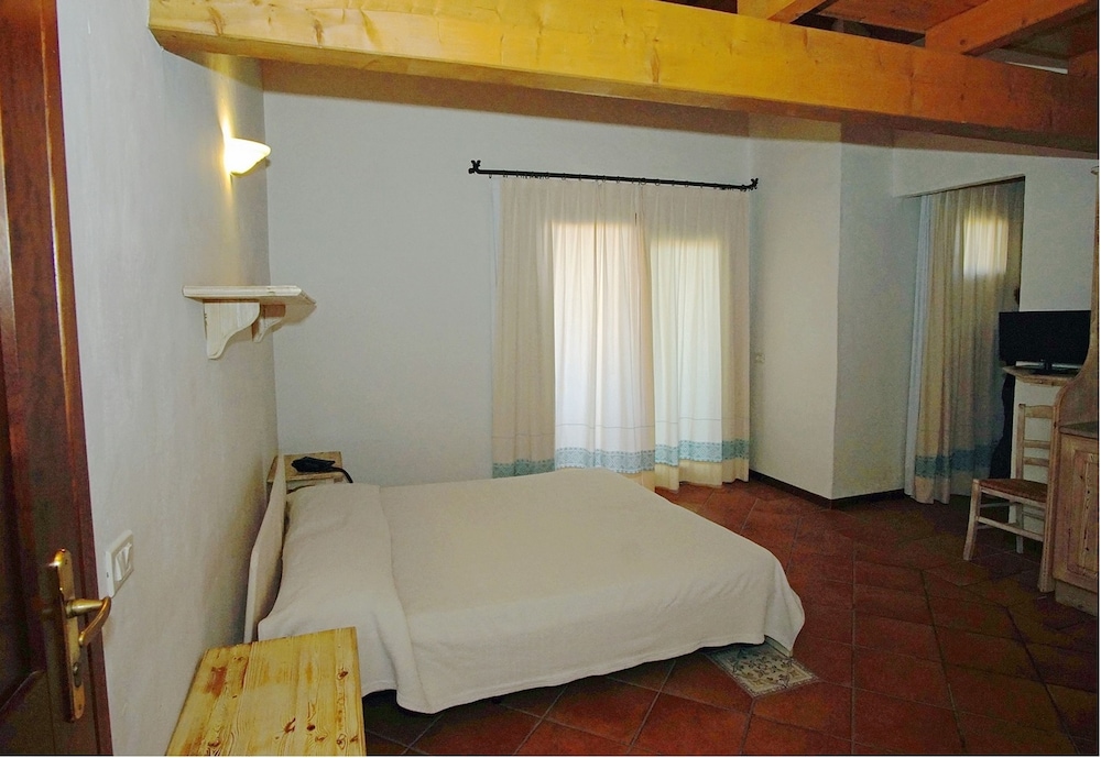 

Bari - Budoni - Residence Liscia Eldi