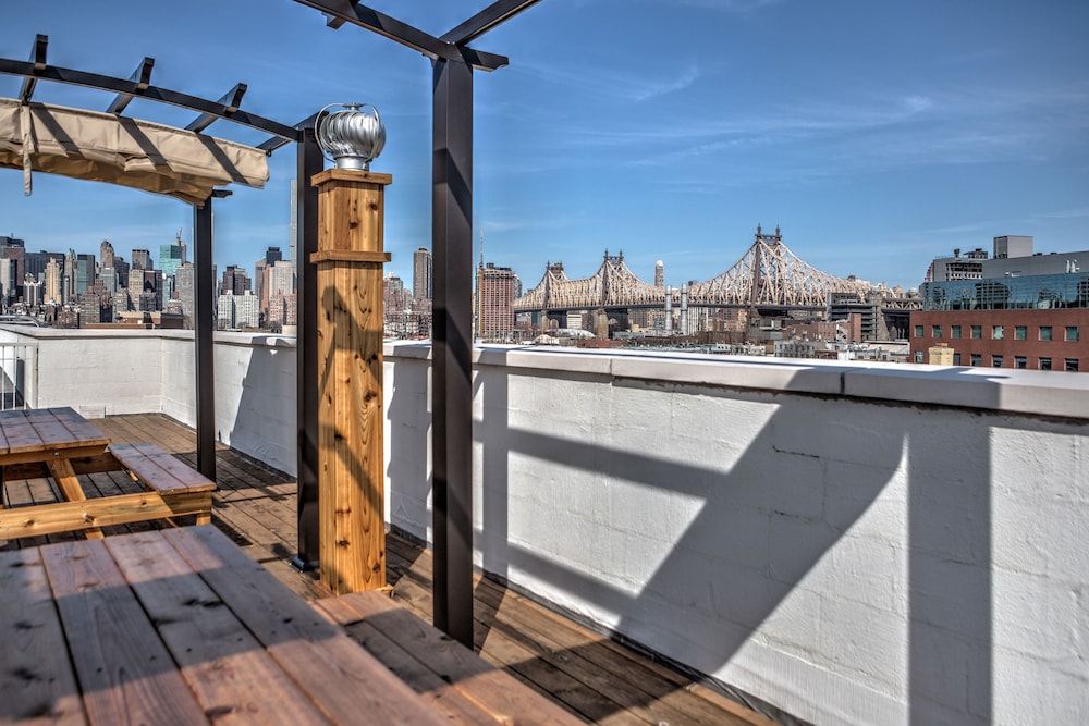 

Milano - Long Island City - LIC Hotel
