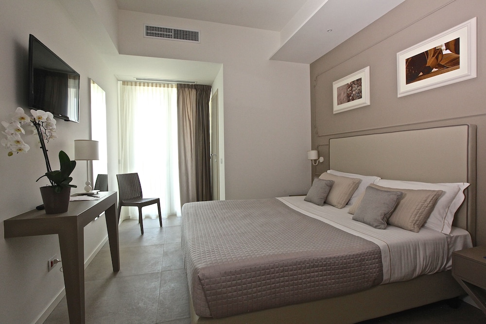 

Milano - Senigallia - Hotel Ambassador