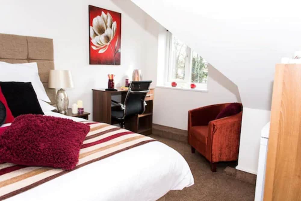 

Milano - Stockport - Trivelles Mayfair