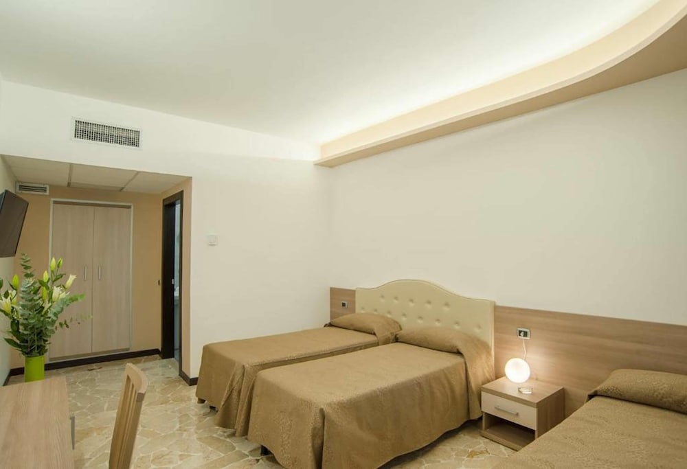 

Rimini - Roma - Hotel Boomerang Roma