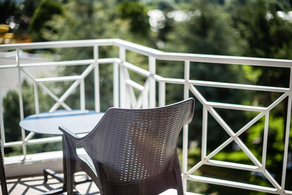 

Roma - Verbier - Hôtel des Bains de Saillon