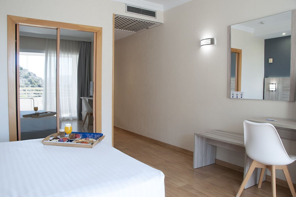 

Milano - Alicante - Hotel Maya