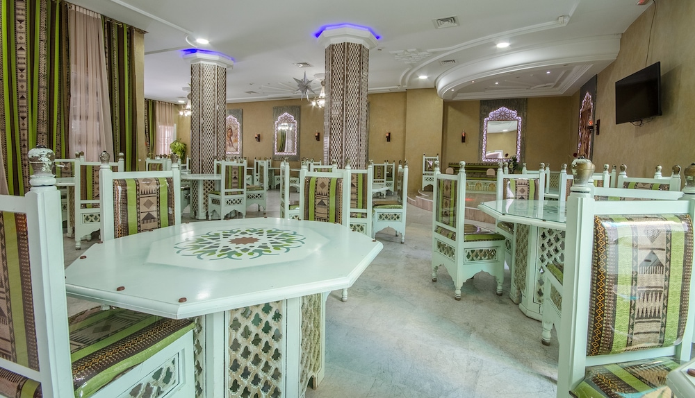 

Milano - Tunisi - Hotel Saheb Ettabaa