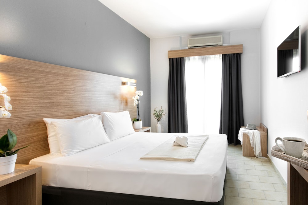 

Bologna - Troulos - Atlas Hotel Skiathos