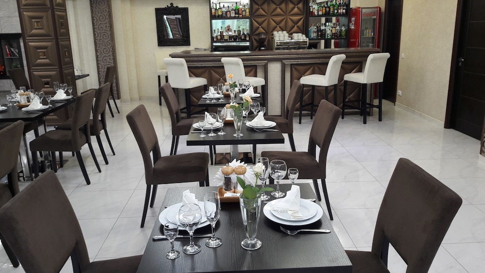 

Roma - Chişinău - Aria Hotel Chisinau