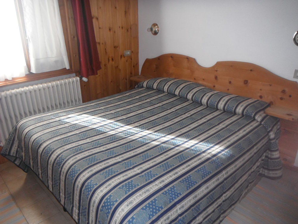 

Bari - Valdisotto - Hotel Villa Rina