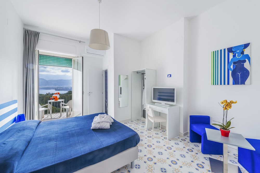 

Milano - Costiera Sorrentina, Italia - Hotel Spicy