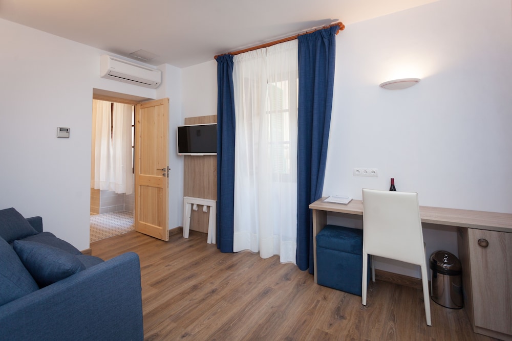 

Milano - Sóller - Hotel El Guía