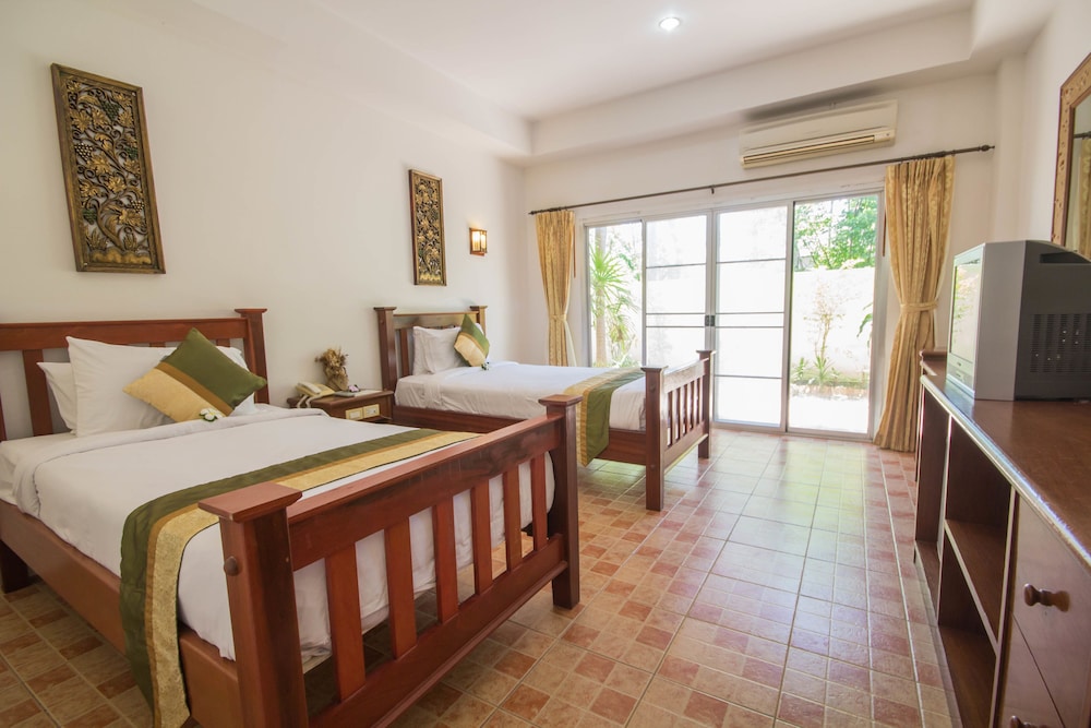 

Bari - Taling Ngam Beach - Koh Samui - Rajapruek Samui Resort - SHA Plus