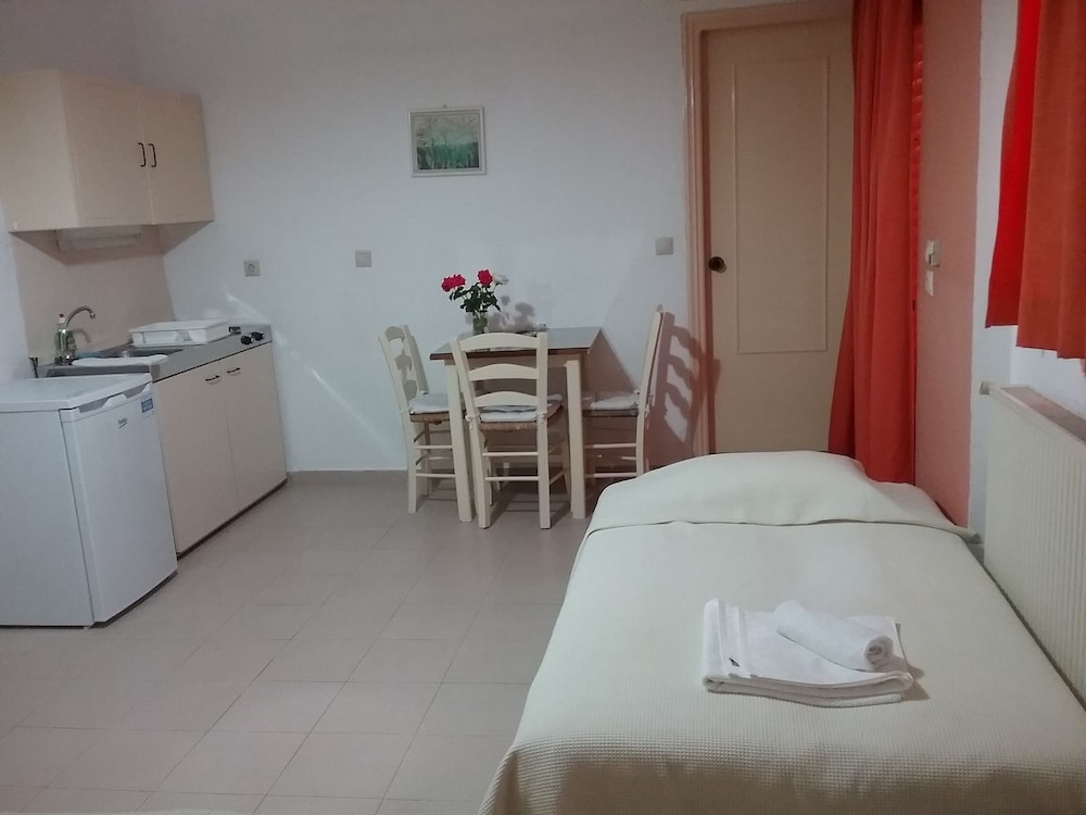 

Pisa - Soúda - Ilona Apartments Chania