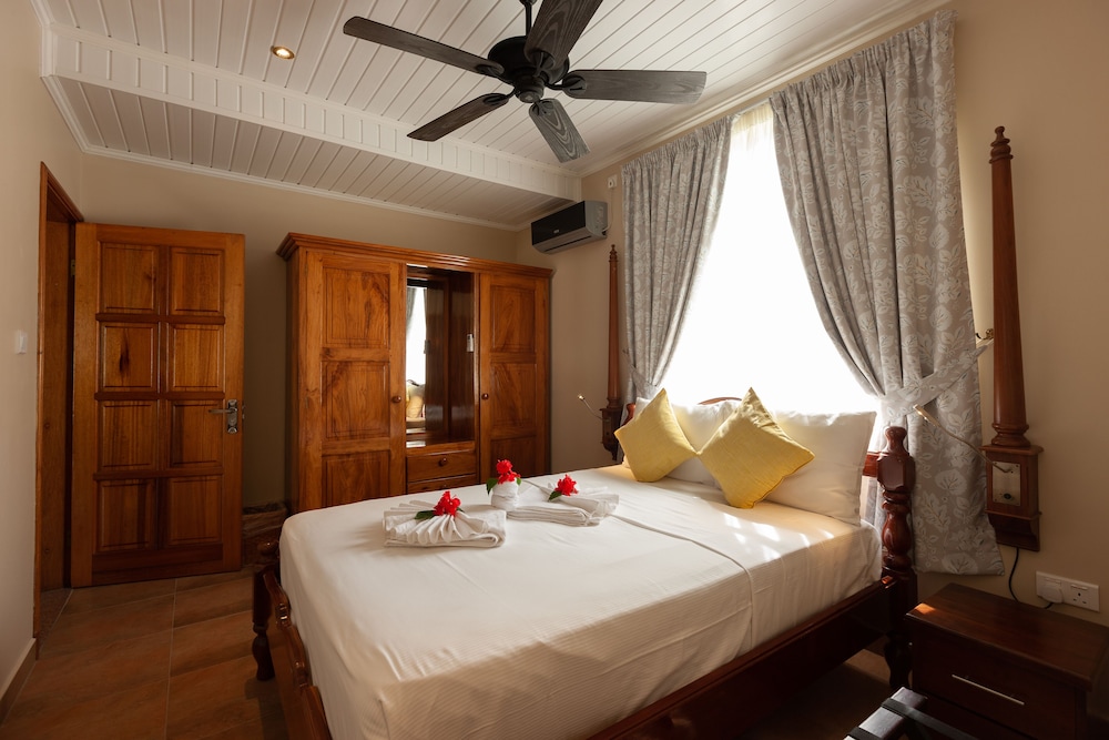

Bologna - Grand Anse, Isola di Praslin - Villa Aya