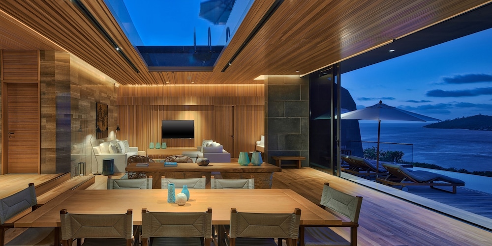 

Bologna - Felicite Island - Six Senses Zil Pasyon