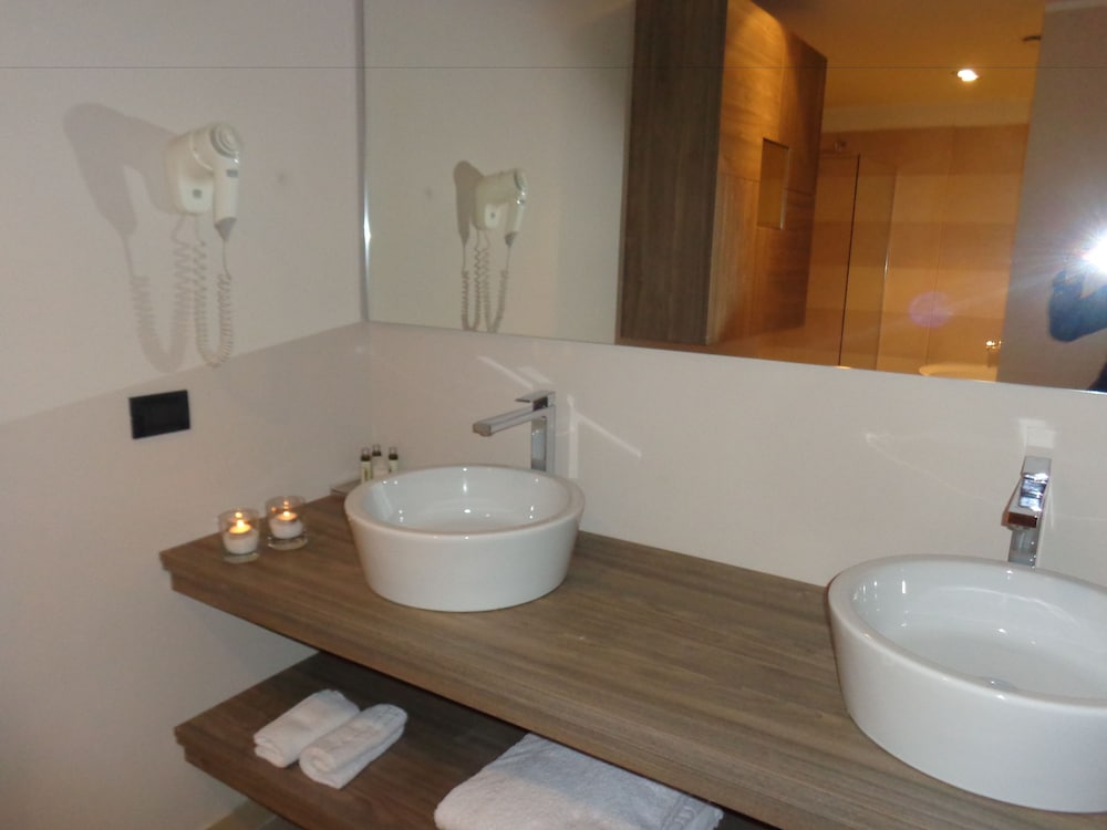 

Catania - Brescia - Ferretti MajesticHouse