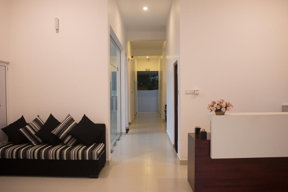 

Milano - Negombo - The Suite 262
