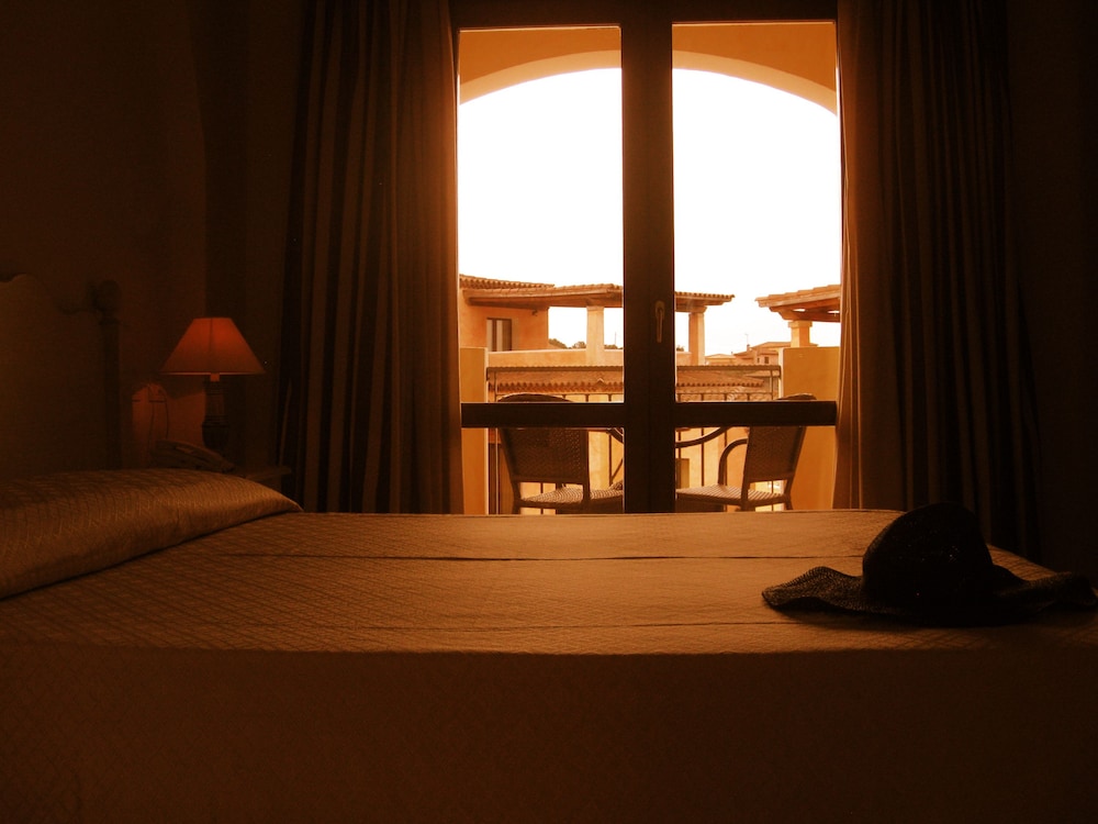 

Milano - Porto Rotondo - Hotel Monti Di Mola