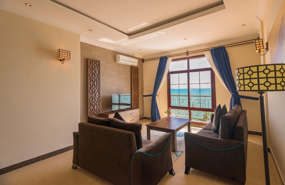 

Bologna - Bububu - Golden Tulip Zanzibar Resort