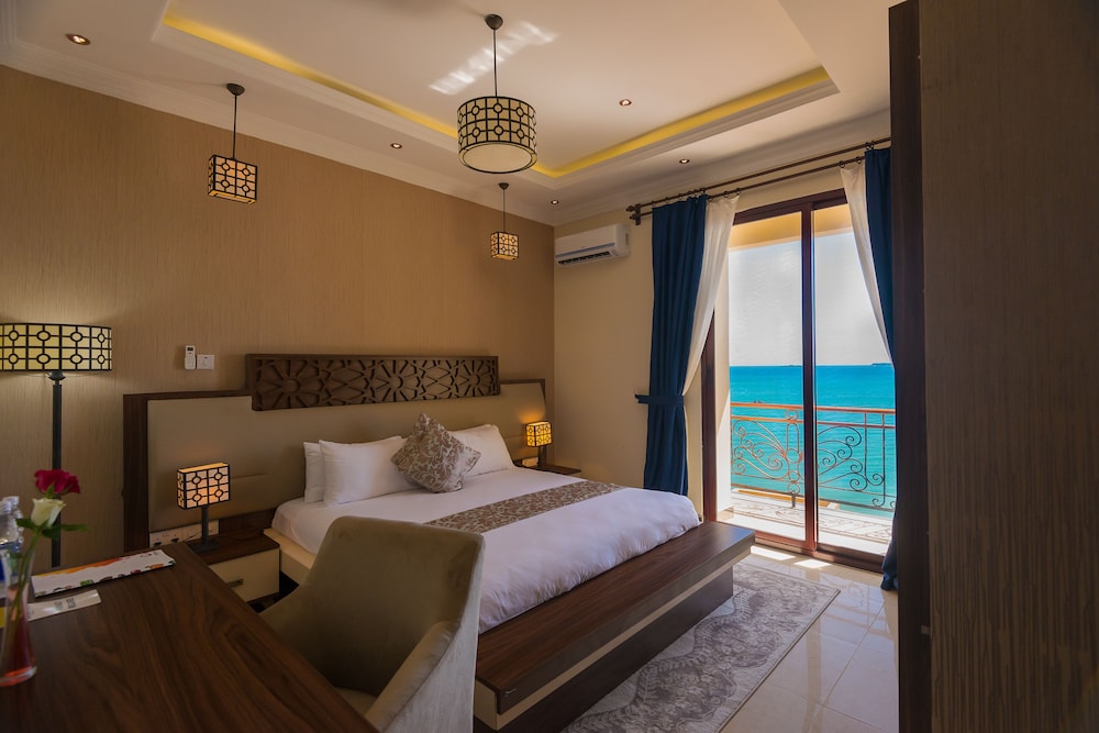 

Roma - Bububu - Golden Tulip Zanzibar Resort