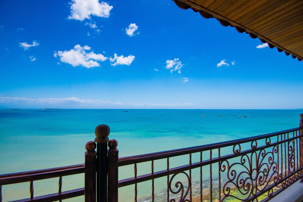 

Milano - Bububu - Golden Tulip Zanzibar Resort