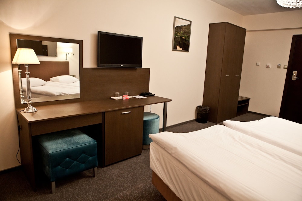 

Napoli - Nowy Dwór Mazowiecki - Hotel Sokołowska Airport Modlin