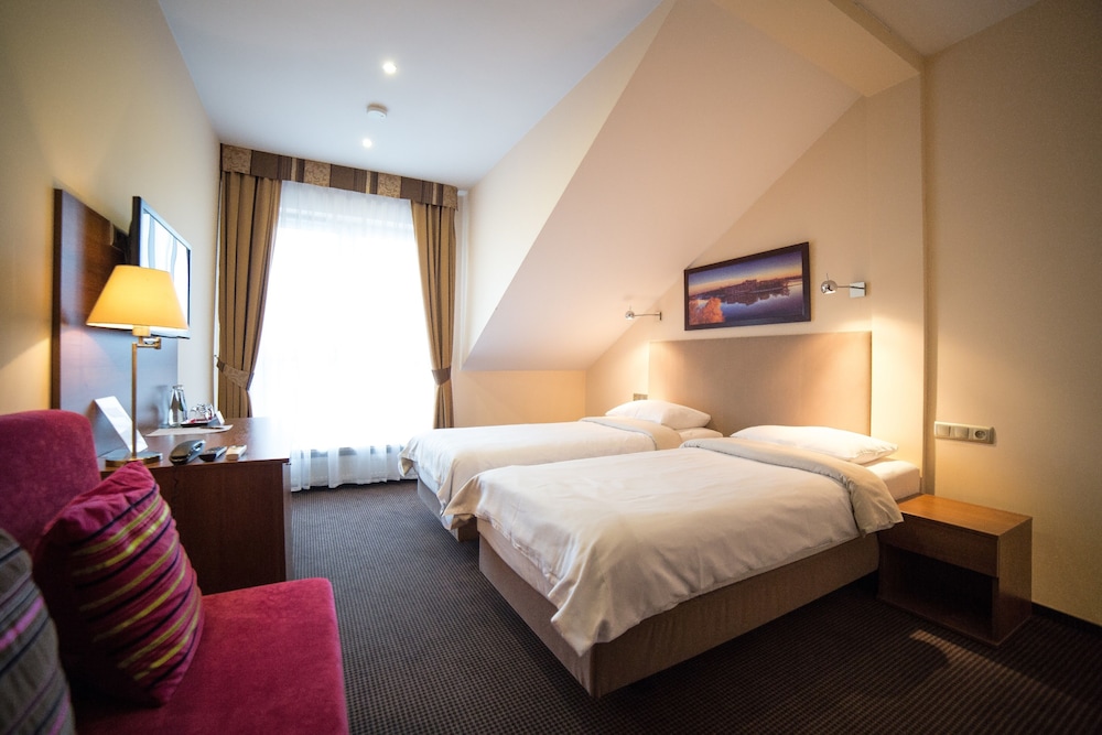 

Roma - Nowy Dwór Mazowiecki - Hotel Sokołowska Airport Modlin