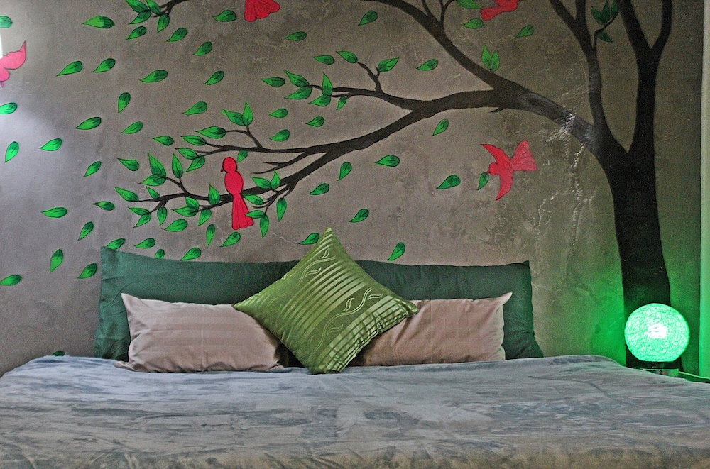 

Milano - Koh Lon - 1715 House & Caff Resort, Phuket
