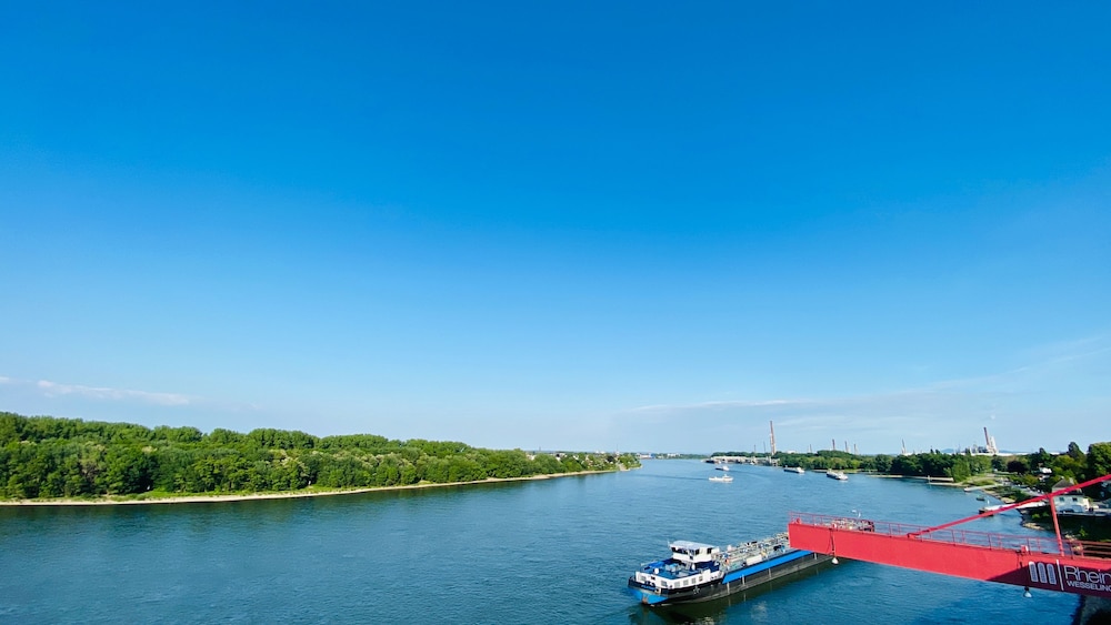 

Roma - Colonia - Hotel am Rhein