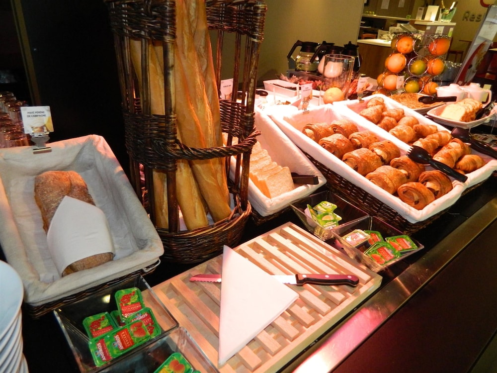 

Milano - Champagne, Francia - Campanile Epernay - Dizy 51530