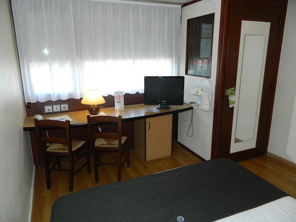 

Milano - Epernay - Campanile Epernay - Dizy 51530