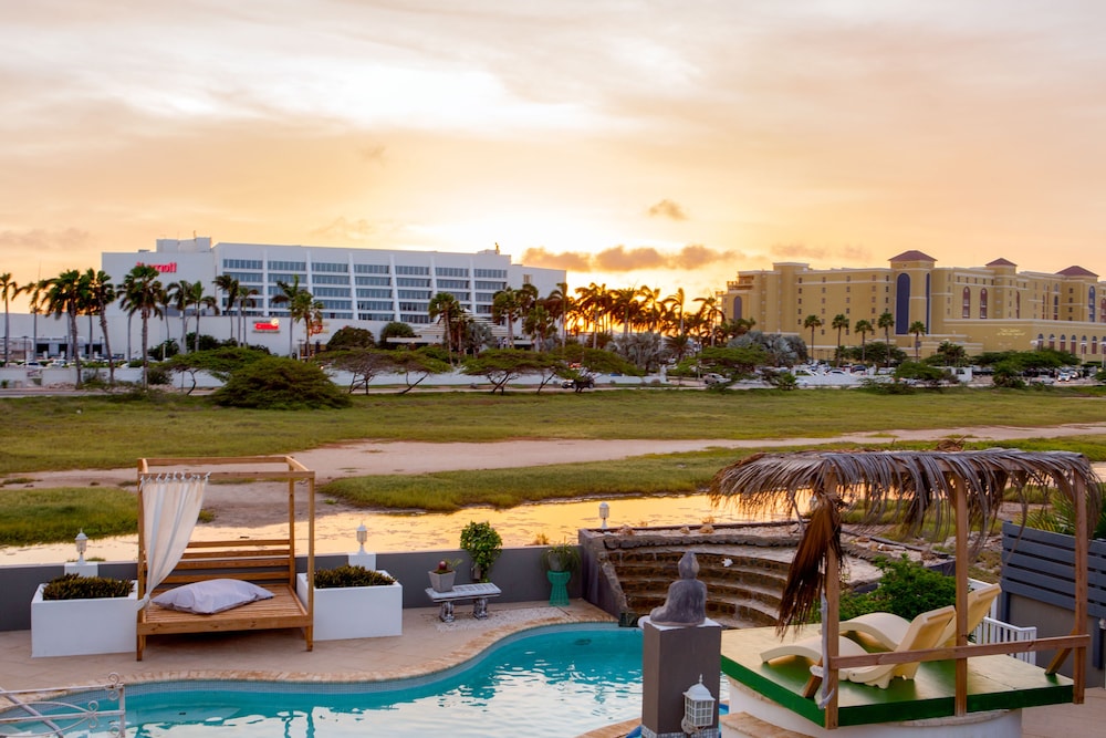 

Milano - Palm Beach - Modern Hotel Aruba