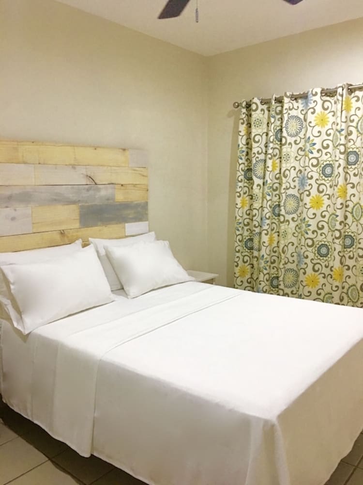

Firenze - Tamarindo - Ten North Tamarindo Beach Hotel