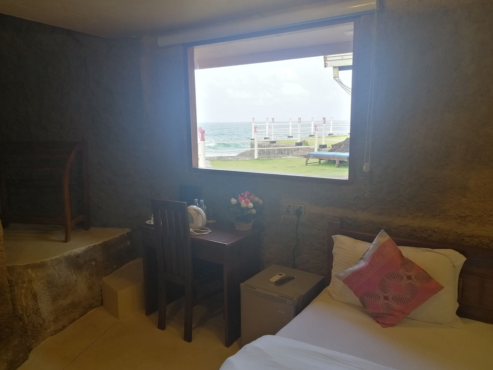 

Milano - Ahungalla - White Villa Resort Aungalla
