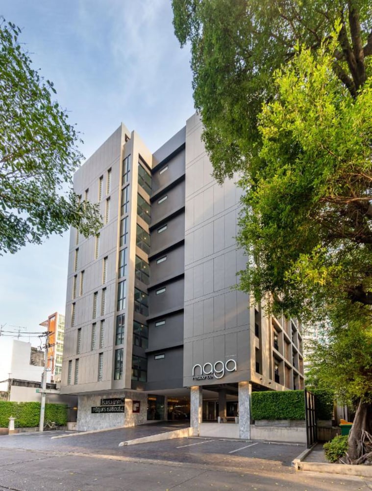 

Milano - Bangkok - Naga Residence