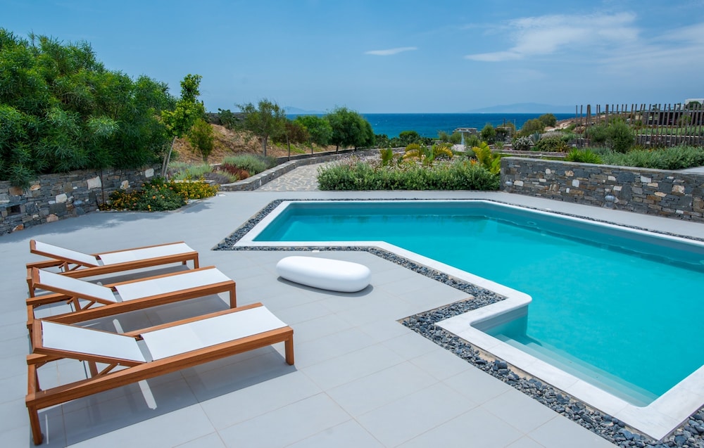 

Palermo - Logaras - Aelia Hospitality Paros