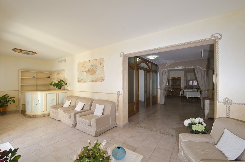 

Milano - Costa Paradiso - A.I.R. Hotel Gabbiano