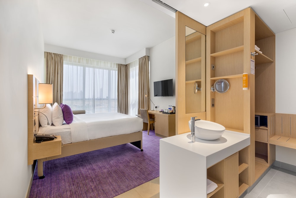 

Trieste - Dubai - Premier Inn Dubai Ibn Battuta Mall