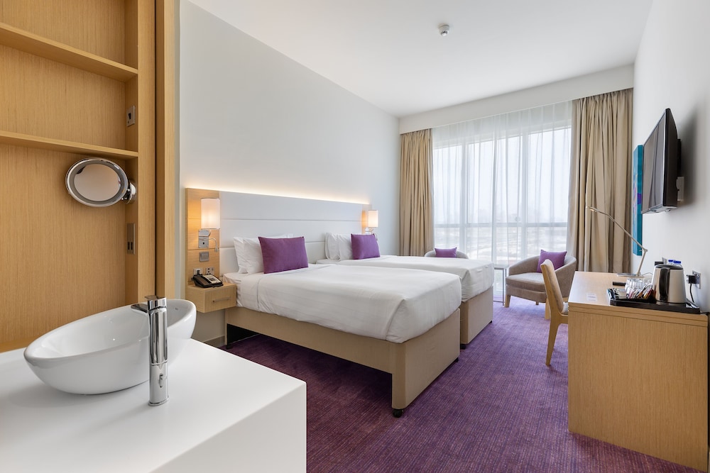 

Cagliari - Dubai - Premier Inn Dubai Ibn Battuta Mall