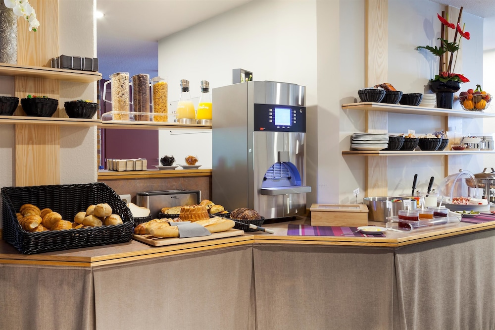 

Napoli - Strasburgo - Kyriad Hotel Strasbourg Lingolsheim