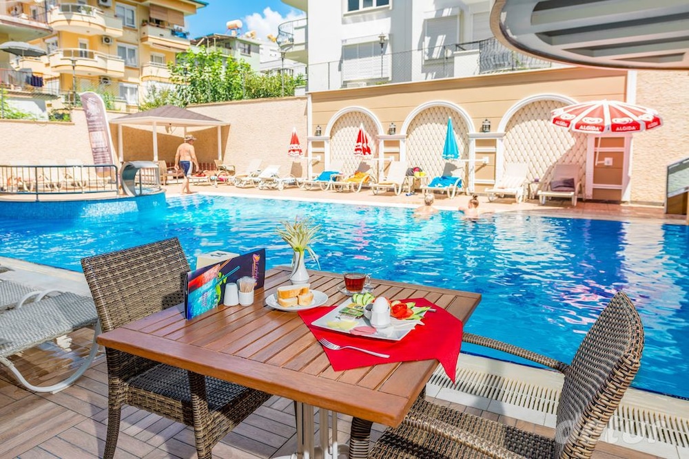 

Milano - Alanya - Lavinia Apart Hotel