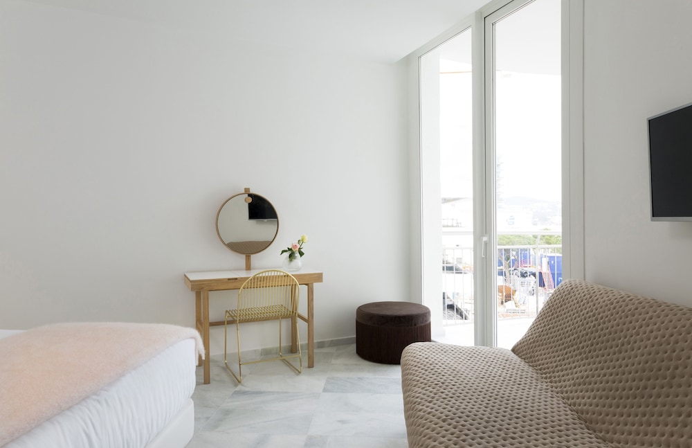

Milano - Sant Feliu de Guíxols - Hotel Aromar