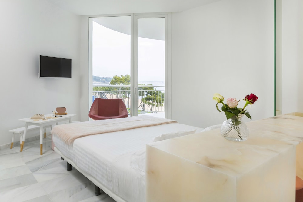 

Milano - Santa Cristina d'Aro - Hotel Aromar