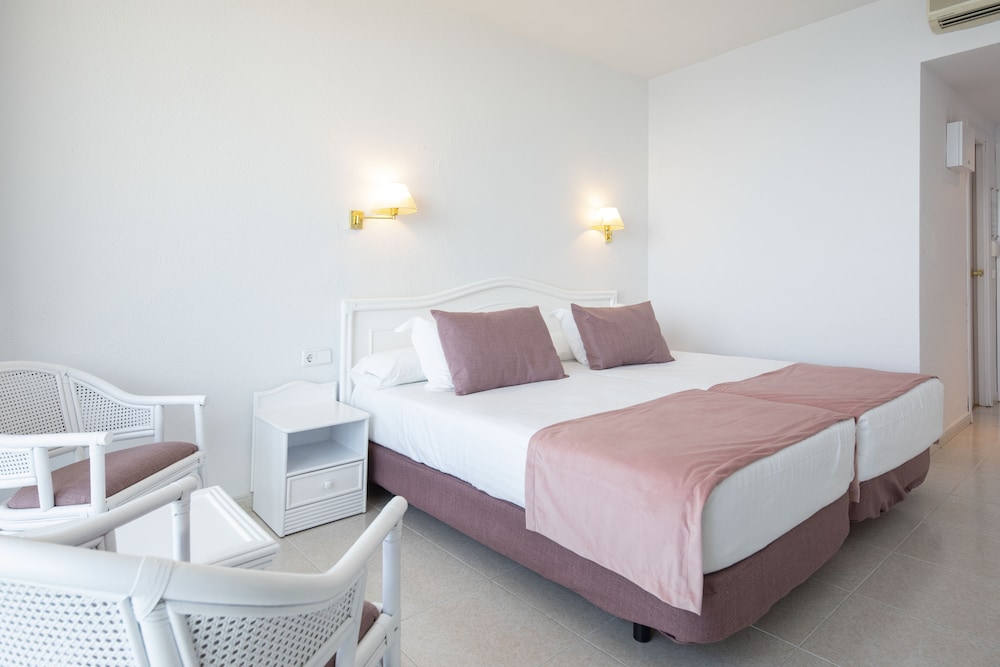

Milano - Sant Feliu de Guíxols - Hotel Aromar