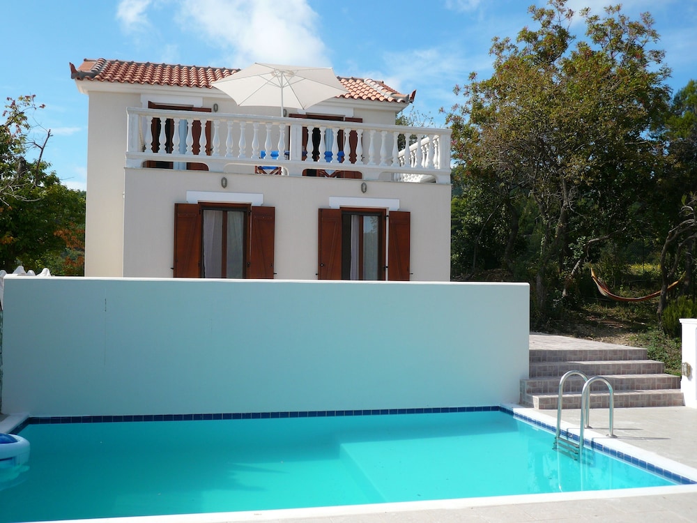 

Bologna - Skopelos - Skopelos Country Villas