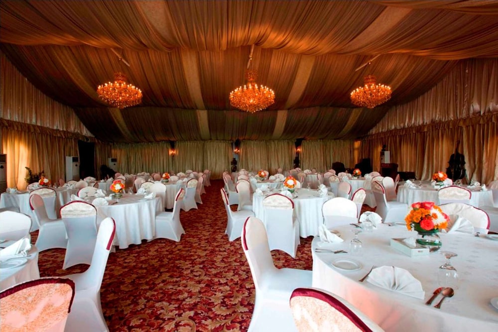 

Milano - Amwaj Islands - Elite Resort & Spa