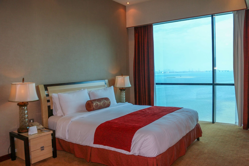 

Bologna - Amwaj Islands - Elite Resort & Spa