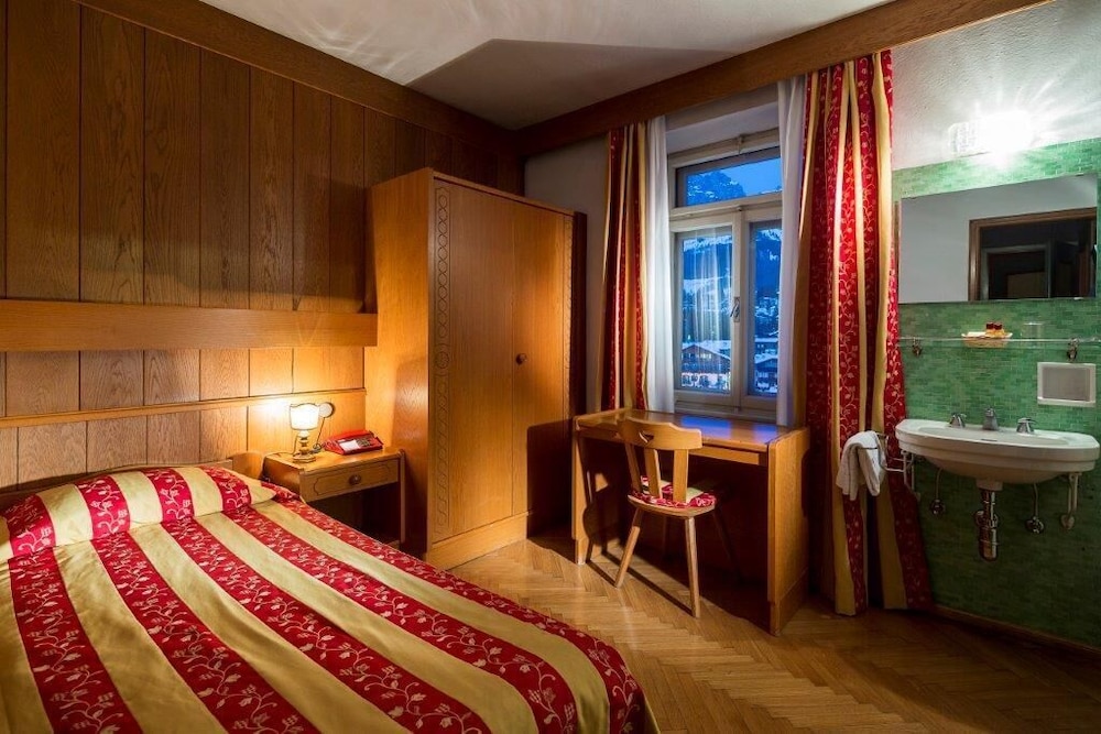 

Brindisi - Cortina d'Ampezzo - Hotel Corona