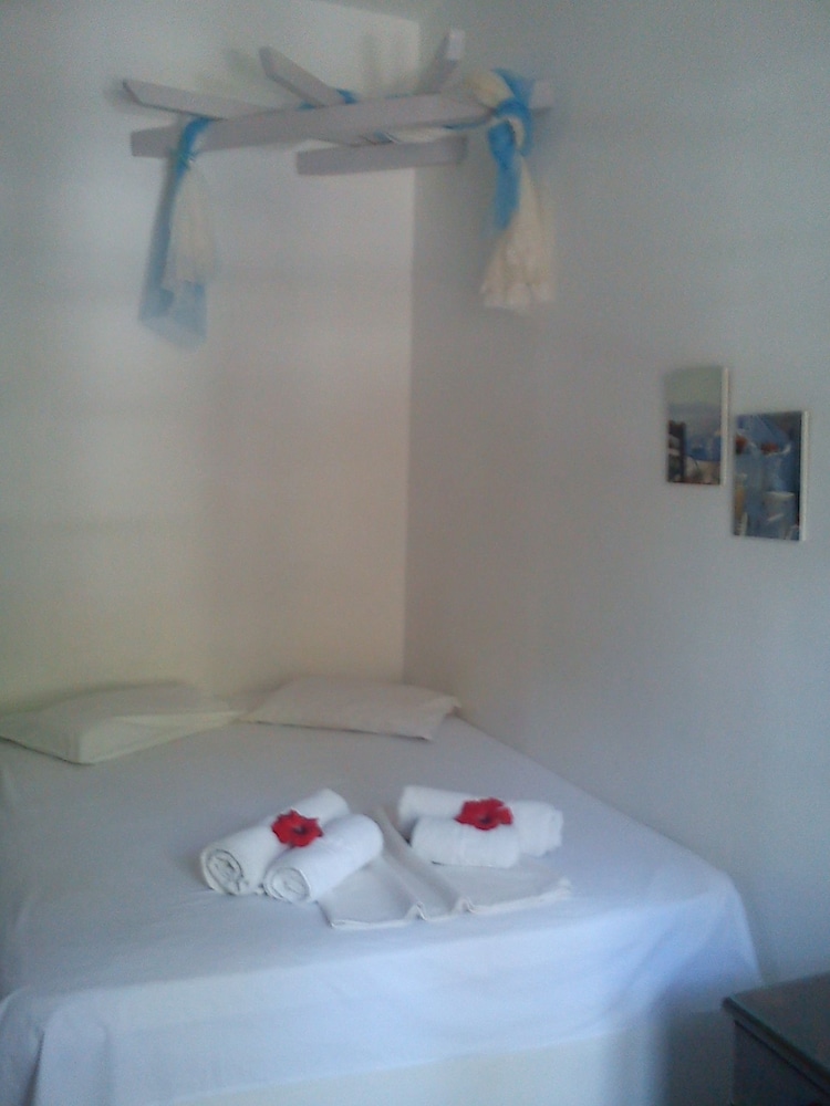 

Bologna - Psathi - Eden Ios Rooms
