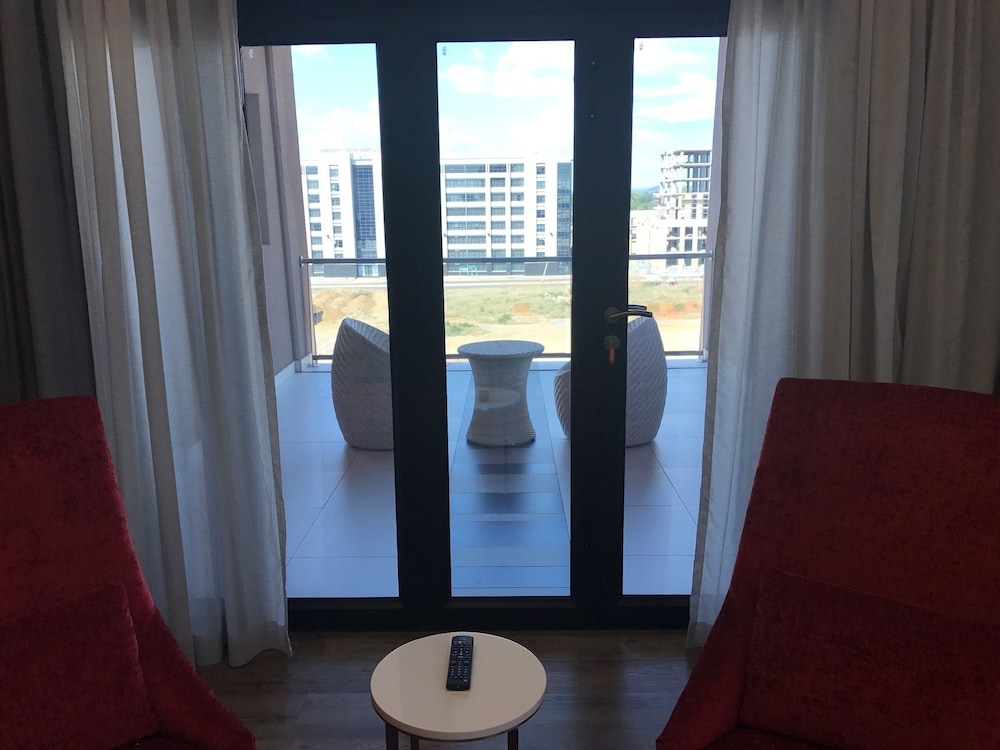 

Milano - Gaborone - Room 50 Two