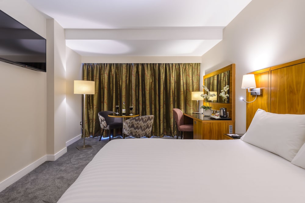 

Ancona - Dublino - Glashaus Hotel